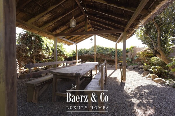 photo 1 Exclusive country house with an indoor swimming pool in La Esperanza