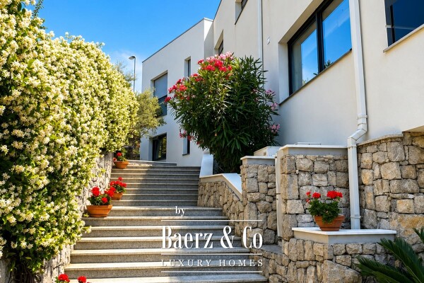photo 2 Kostrena, luxury villa with swimming pool and panoramic sea views, 320 m² of living space