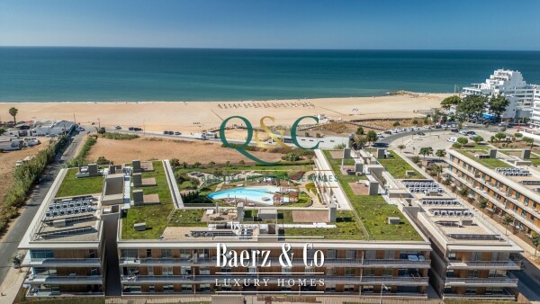 photo 1 Beautiful luxury home in Quarteira, Centro