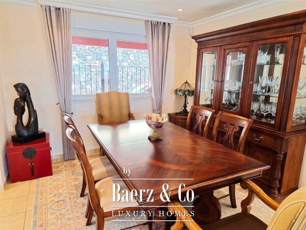 photo 19 Exclusive villa situated in prestigious residential area Tenerife